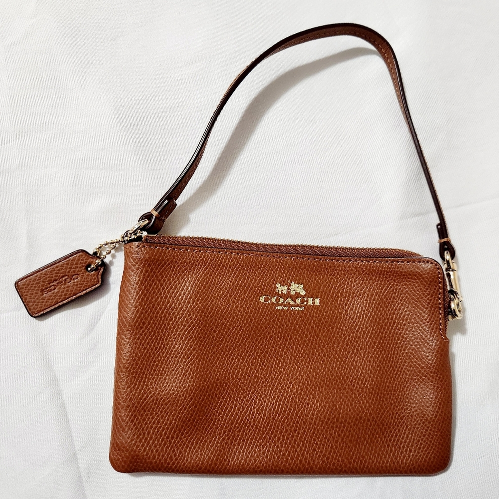 💕💯 Authentic Coach Skinny Wrislet/Pouch💕 - Picture 5 of 7